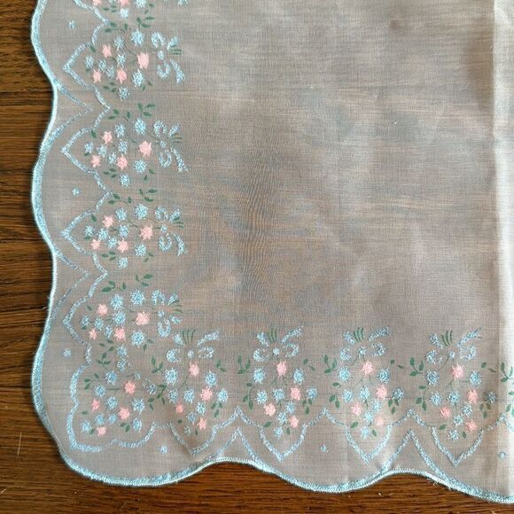 Vintage semi sheer nylon embossed  pink & blue floral embossed handkerchief - Picture 5 of 7